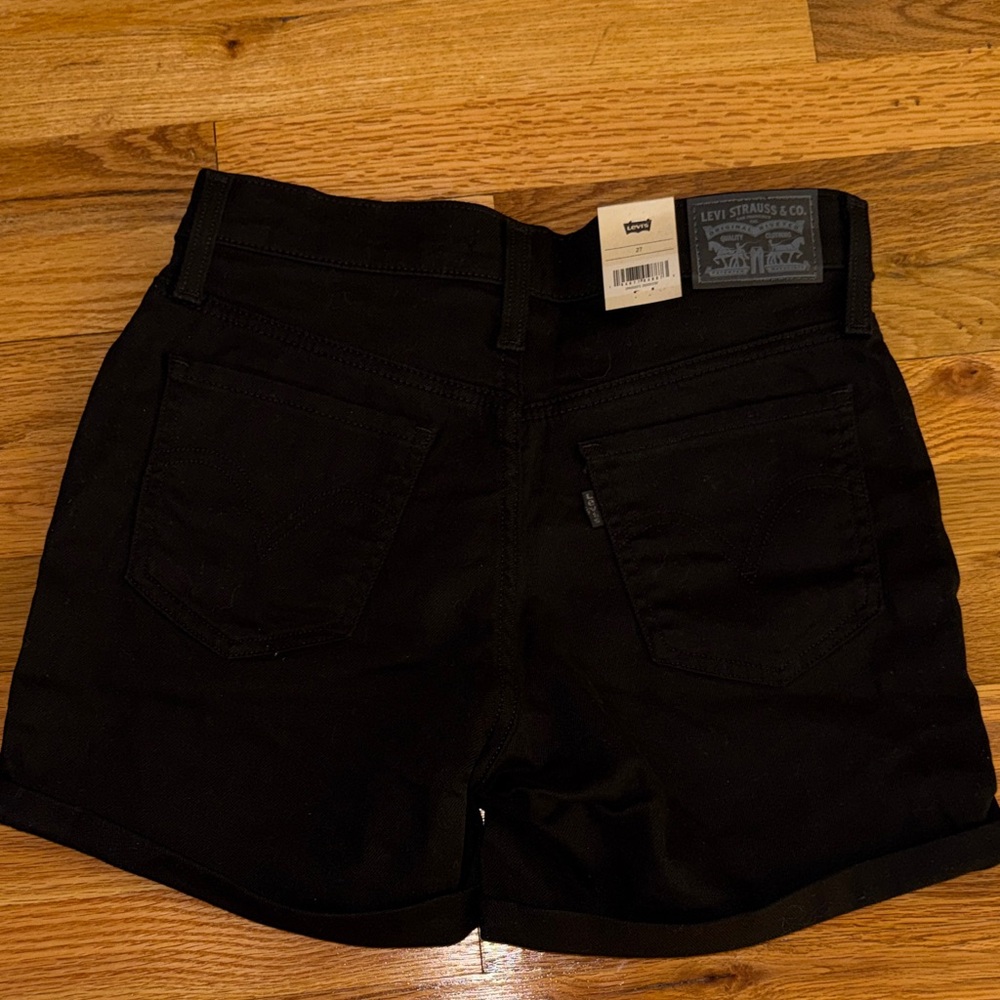 Levi's Women's Black Jean Shorts - Picture 8 of 9